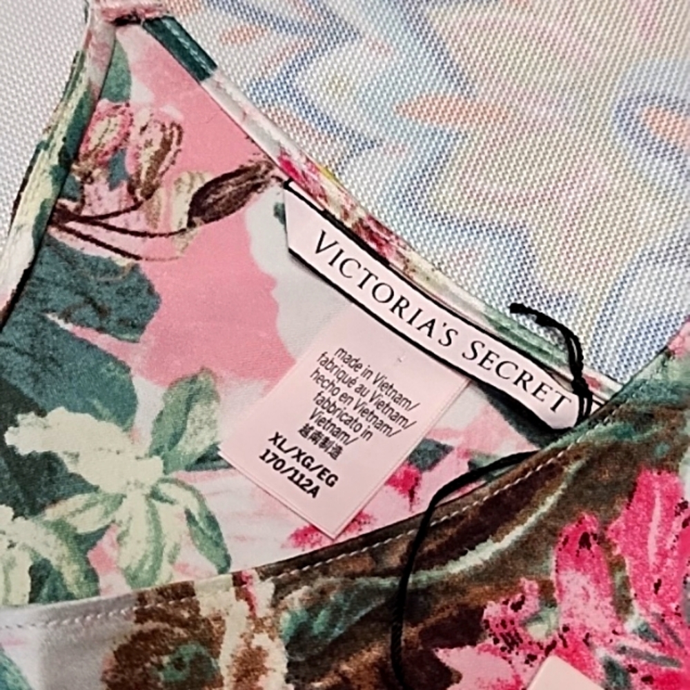 Victoria's Secret XL Tank NWT - Picture 4 of 7